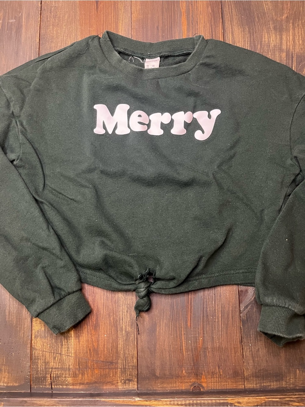 SHEIN Kids Dark Green Cropped Sweatshirt with white 'by Merry' Print